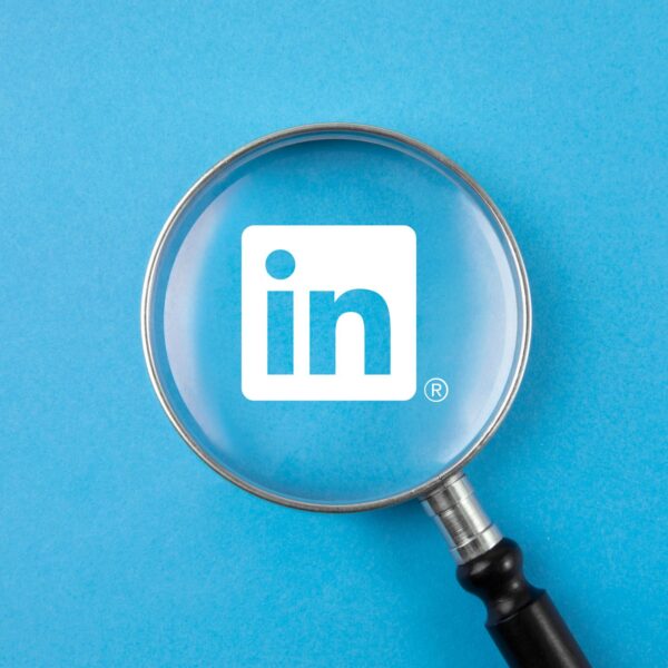 How much detail should I include to create the best LinkedIn profile?